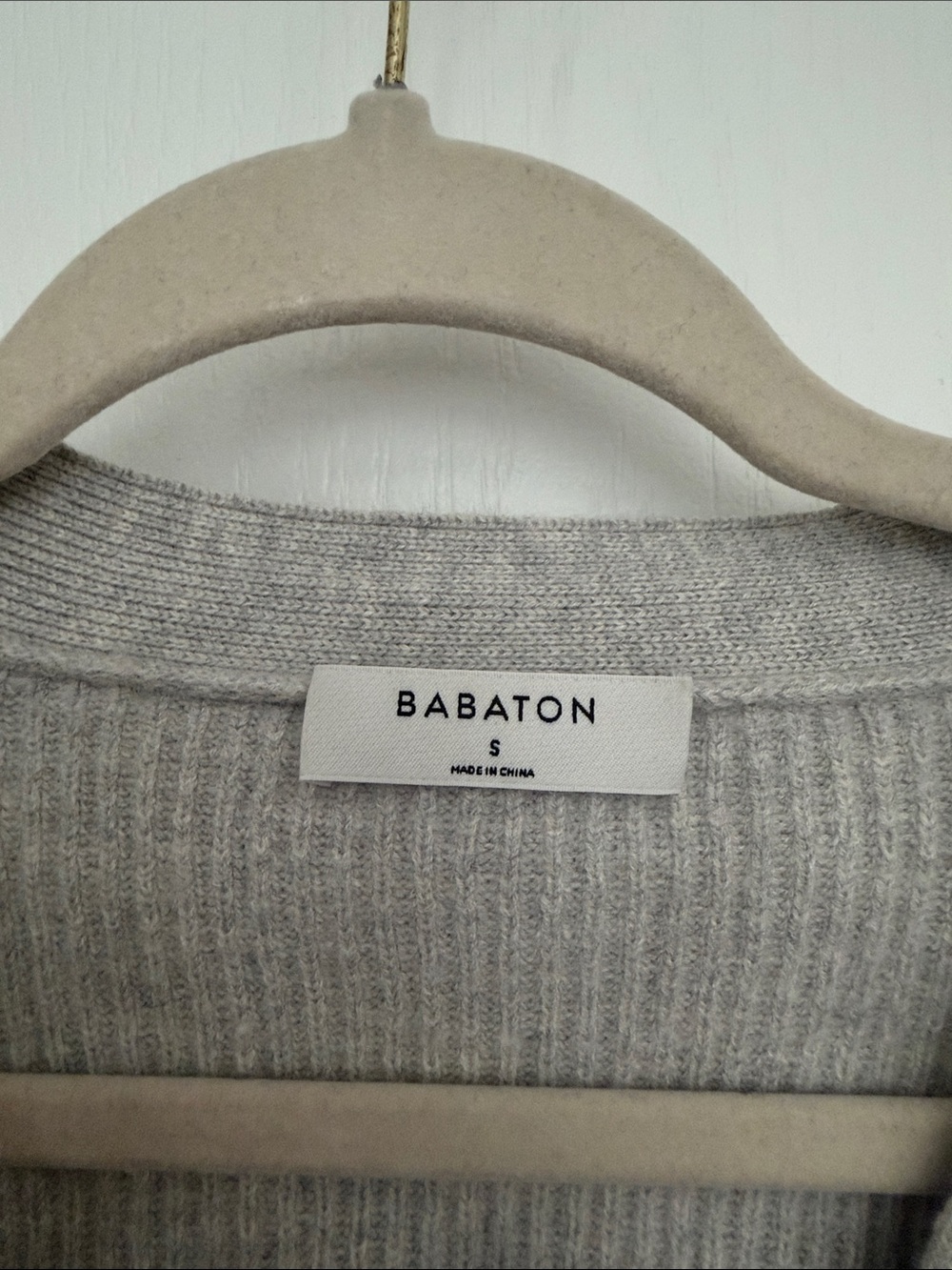 Babaton Gray Ribbed V-Neck Button-Front Cardigan - Picture 2 of 5